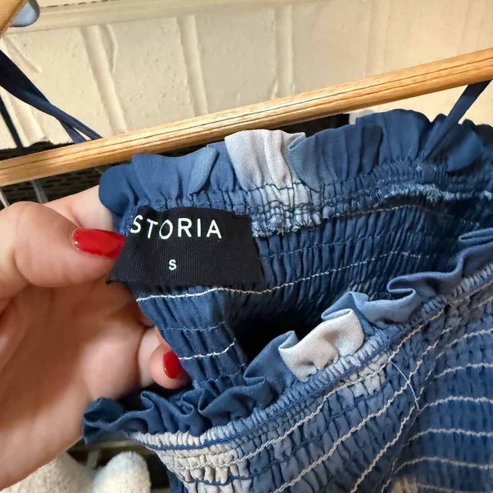 Storia 💙 - Picture 2 of 3